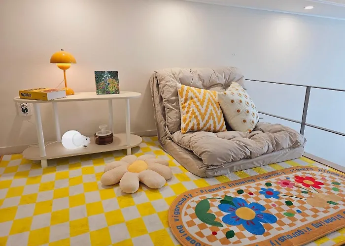 Apartment Sillim Sindaebang Station Gocheok Sky Dome Lovely House