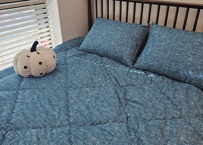 Apartment Sillim Sindaebang Station Gocheok Sky Dome Lovely House Seoul