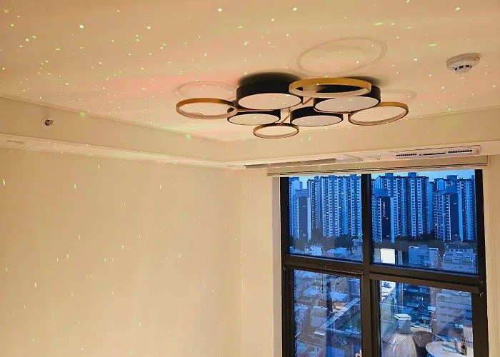 Apartment Sillim Sindaebang Station Gocheok Sky Dome Lovely House