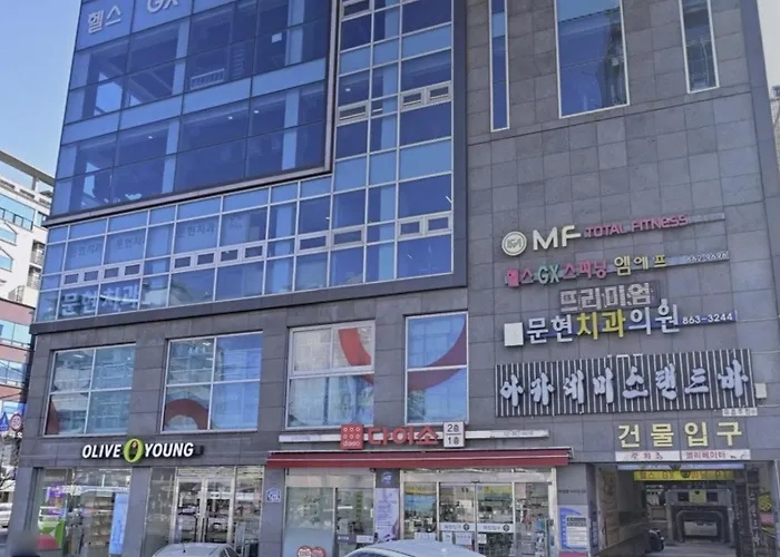 Sillim Sindaebang Station Gocheok Sky Dome Lovely House